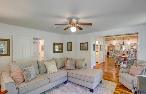 Hot Tub Soaks and Fireside Nights! Marshall Cottage - Foto 4