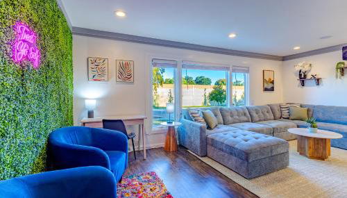 Brew City Game Room Fenced Yard 2 king beds - Foto 2