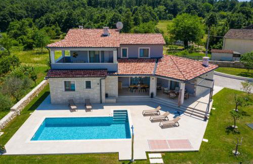 Amazing design villa Aeris with private pool, high level of privacy - WiiBuk - Foto 3