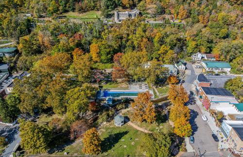 Broadway Cottage - Town, Hot Tub, Fire Pit, Grill, Wifi, Family Friendly, Pet Friendly - Foto 39