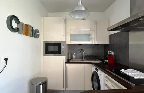 Piscine and golf - Geneva airport - ONU - Foto 17