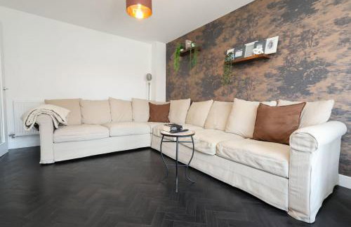 Contractor 4 Bed 2 BA 5 mins to Airport & Barry With Parking - Foto 12