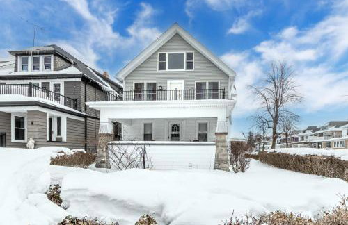 The Paradise House steps from the Heart of Hertel - Foto 29