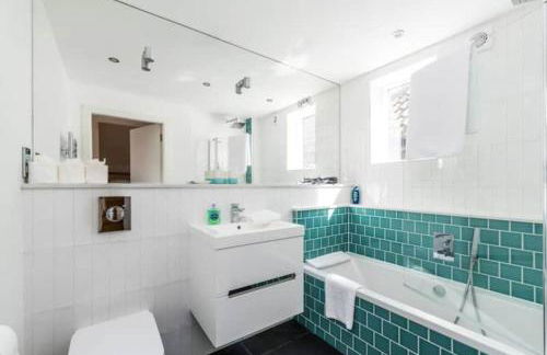 Split Level 3 Bedroom Top Floor Flat - Foto 11