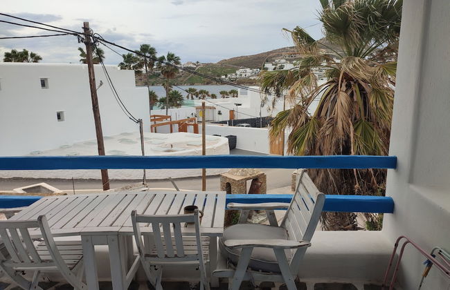 Ornos Beachside 2 Bd Stylish House - Photo 18