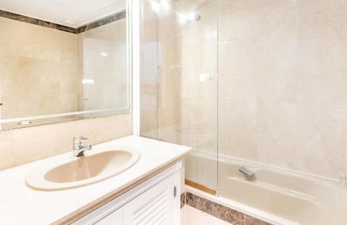 VIP Dominion Beach Estepona - Photo 60