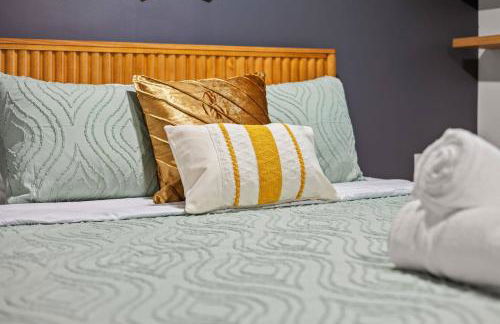 Chic 2BR Downstairs Unit - Fenced Yard Grant Park - Foto 10