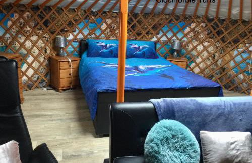 Orange Yurt With Hot Tub- Sleeps 3, Parking & Pets - Foto 12