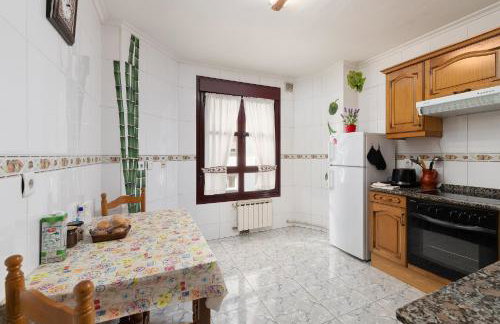 Centrico y parking gratuito Vut 142 as - Photo 24