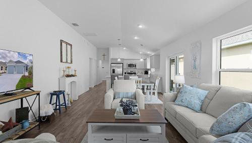 Cozy Family Stay- Queen-Double-Twins Bed- Full Kitchen-Netflix-Golf Cart-WiFi - Foto 2