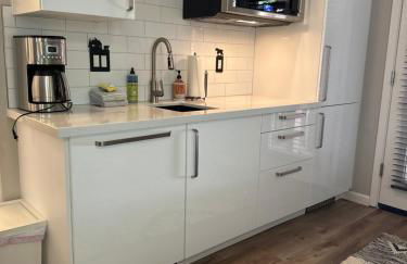 YoBee! Park Reservation Included! Heart of Yosemite - Homey Studios and Breakfast - Foto 29