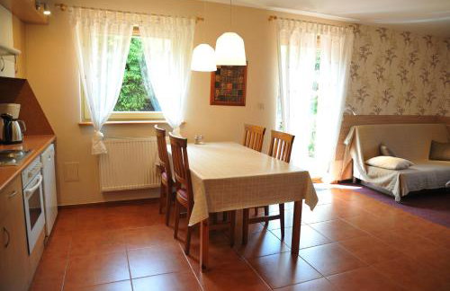 Tyrolska Zagroda - apartament 50m2 z własnym balkonem lub tarasem, blisko sklep, dobry dojazd, duży parking, PKP 15min, PKS 5min - Foto 15