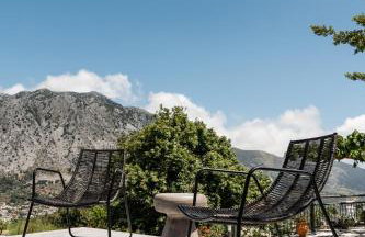 Eumelia Iconic Villa, with Heated Pool & Whirlpool, By ThinkVilla - Foto 4