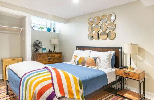 Chic 4BR 3BA Historic Home Near Country Club Plaza - Photo 43