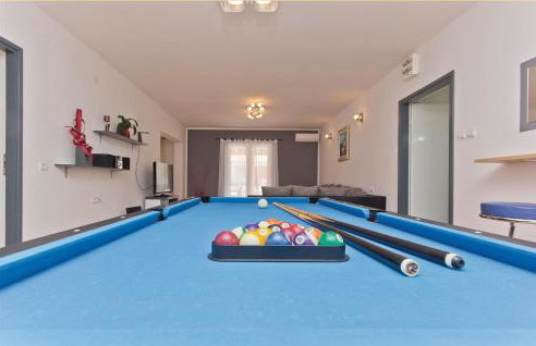 Amazing Home In Frkeci With Wifi - Foto 23