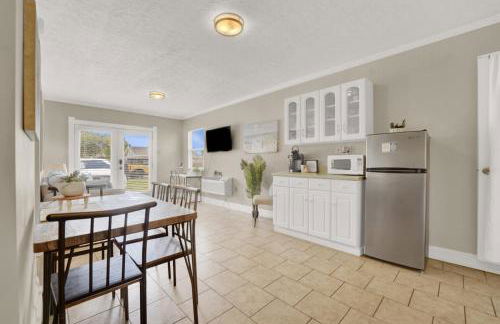 Luxe Guest Suite Near The Emerald Coast of PCB - Photo 13