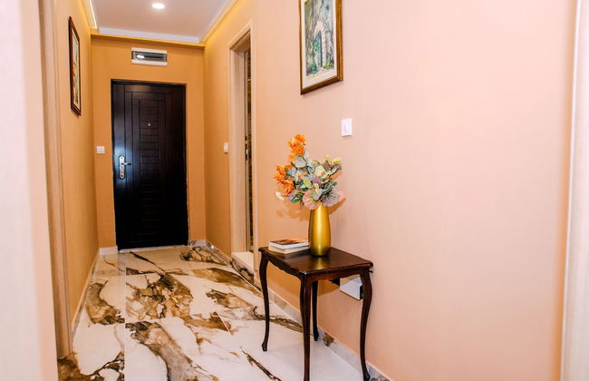 D & Sons Apartments - Photo 9