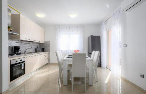 Stancija Amoroso Porec Apartments - Photo 8