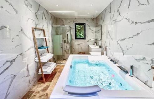 Amazing Home In Noves - Foto 6