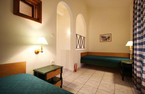 Lakonia Bay Apartments - Photo 34