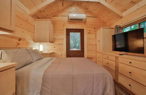 Stefan Cabin Nature-nested Tiny Home Hot Tub - Foto 26