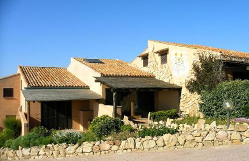 CASA MUGHETTO R5055 WiFi, seafront, private sea access, swimming pool - Foto 62