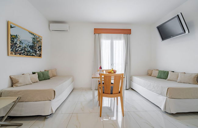 Elounda Residence Resort & Waterpark - Photo 42