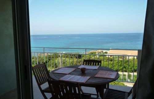 APPARTEMENT PIED DANS L EAU ET VUE MER MAGNIFIQUE - Foto 1