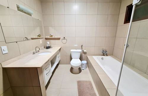 Casa Exclusiva em Hotel com Piscina e Campo de Futebol - Photo 43