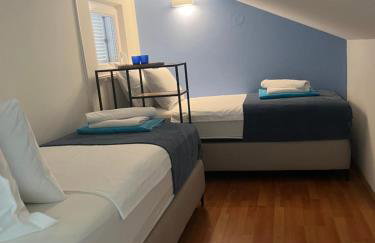 Korcula Apartment direkt am Meer -Zrnovska banja -2,5 km zur Altstadt Korcula - Photo 9