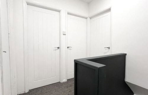 Whole House In Northampton - Photo 14