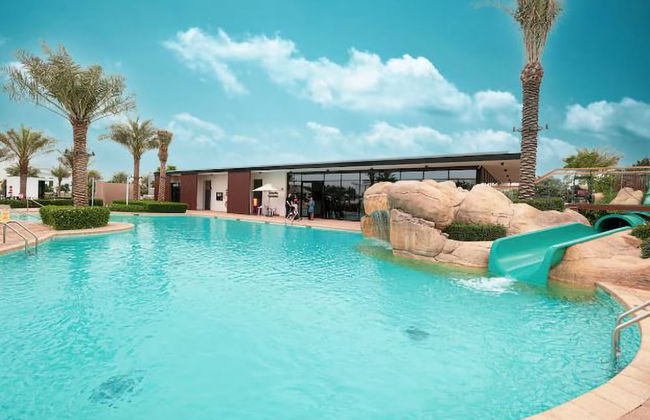 Elegant Stay in Ranches Villa - Photo 55