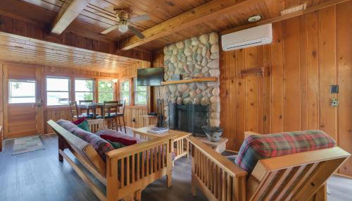 Pet Friendly Mullett Lake Cabin with Dock! - Foto 5