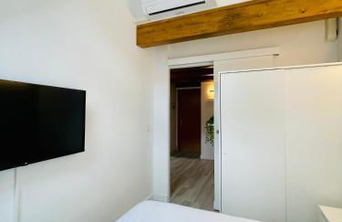 El Ático Nuevo en el centro con ascensor, garaje, aire acondicionado y WiFi - Photo 6