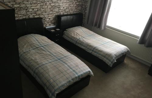 Nottingham City House - Photo 12