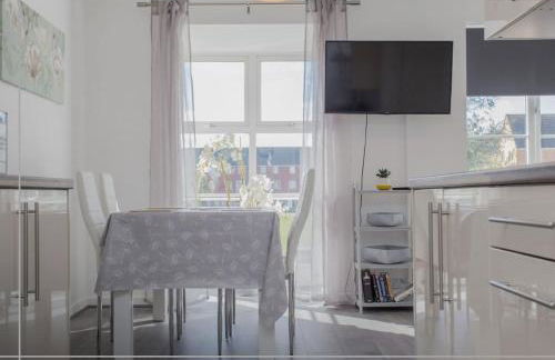 Large Family House - 5 Beds, 3 Baths, Full Kitchen - Foto 12