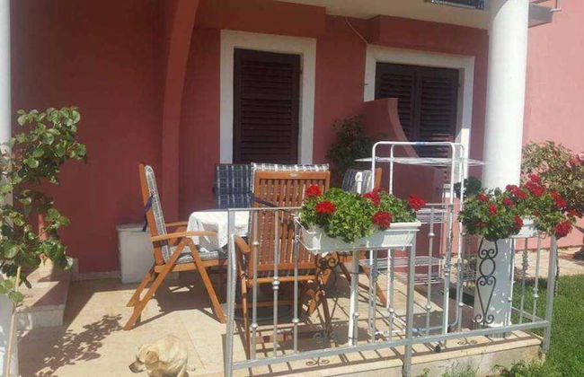 Simple Apartment a3 for 5 Guests in Vrvari, Close to the Beach - Photo 11