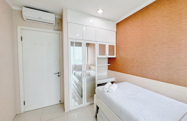 Restful And Simple 2Br At The Via And The Vue Apartment - Photo 8