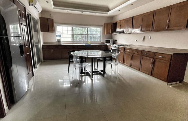 Room in Guest Room - 14 Comfortable Suite for 2 People - Photo 39