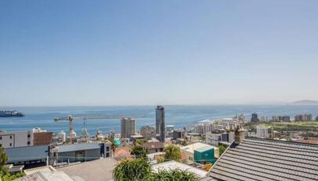 Beautiful Apartment w Deck Stunning Views Rhine Stone - Foto 4, Habitación