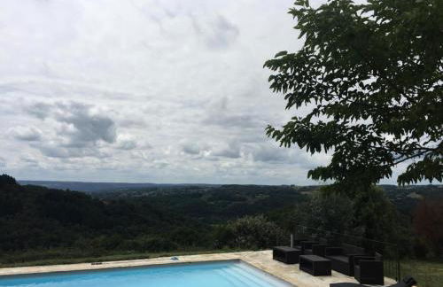 Gîte de France à Altillac 4 épis - Gîte de France 8 personnes MAE-0731 - Foto 11