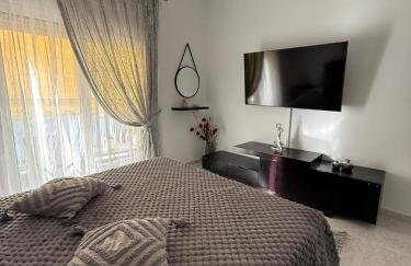 Katsaras House 3 Cozy Bedrooms - Photo 7