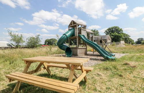 The Coach House at Mayfurlong Farm - Photo 36