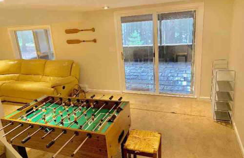 Beautiful Lakefront Chalet in the Poconos! - Foto 43