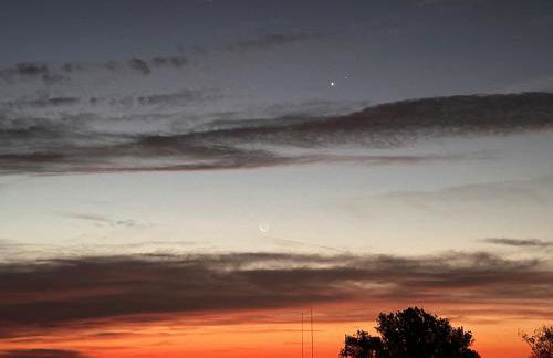 Rheinblick7 Neuss - Spektakulärer Blick auf die Düsseldorfer Skyline - Ruhig Modern Privatparkplatz Aufzug - Top Anbindung an Messe Flughafen Hauptbahnhof - Foto 44
