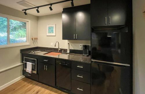 Walk to Beach and Village Bainbridge Island Gem! - Foto 3