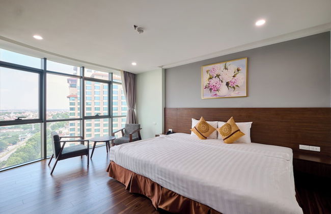 Netland Westlake Legacy Suites - Photo 32