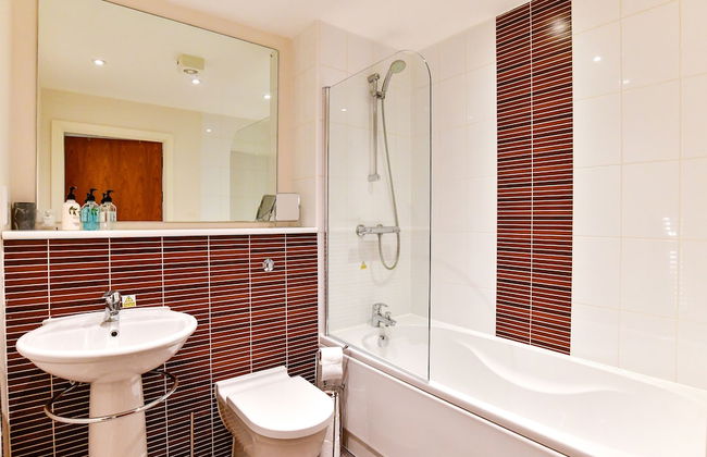 Meridian Quay Apartments - Photo 28