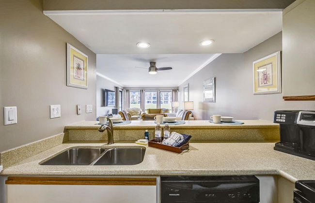 Edgewater Beach Resort #207 Tower 2 by Book That Condo - Foto 117