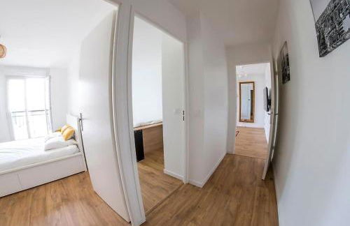 Paris & DisneyLand - 2min From Train Station - Private Indoor Parking - Foto 15